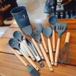 ست کفگیر و ملاقه سیلیکونی 12 پارچه Kitchen & dining مدل دسته چوبی Original - تصویر 4